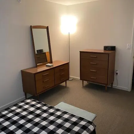 Hudson Valley Conveniently Cozy